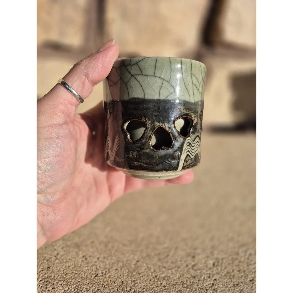 Japanese Double Wall Sake Cup – Somayaki Style Crackle‎ Glaze Tea Cup – Celadon